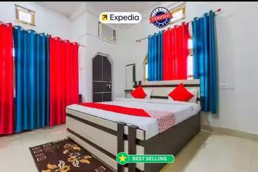 Pension Maa Vaishno Guest House