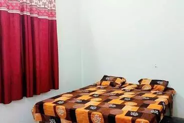 ホテル Oyo Atithi Guest House