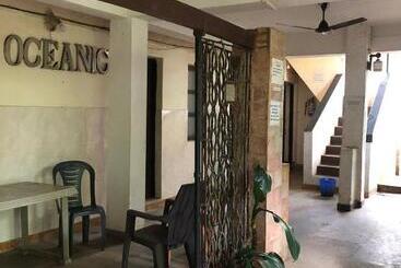 پانسیون Villa Oceanic Guesthouse