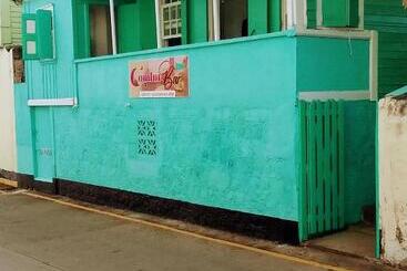 تختخواب و صبحانه Comfort Bnb