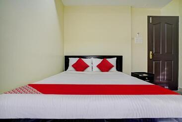 Super Hotel O Crystal Executive Suites