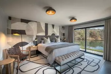 ホテル Riverhorse Lodge