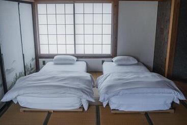 הוסטל ゲストハウス麓〼 Rokumasu