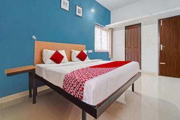 Отель Oyo Flagship Jr Residency