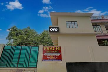 Hotell Oyo Flagship Prachi Guest House