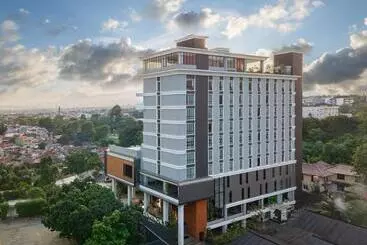 Luminor Hotel Padjadjaran Bogor By Wh