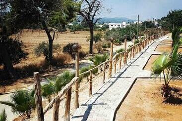 Nocleg ze śniadaniem Karpaz Farm Guest House