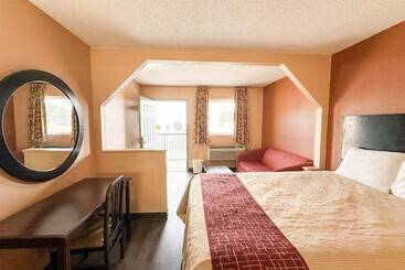 Motel Garden Inn & Suites