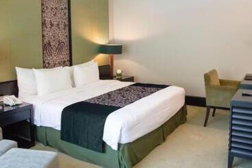 Surya Hotel & Cottages Prigen