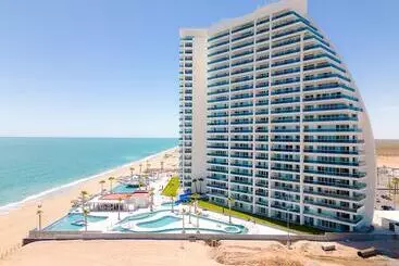 Hotel Encantame Towers