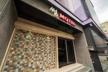 Motelli Pocheon Some