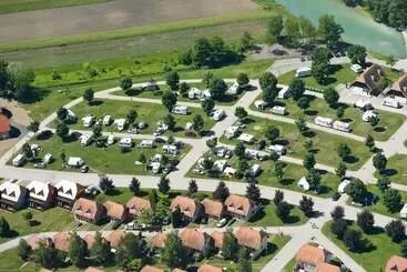 استراحتگاه Mediteran Mobile Homes In Terme Catez