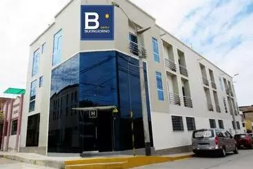 ホテル Buongiorno Suites Sullana Ii