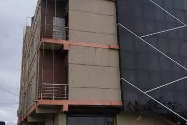 Iroomz Hotel Vishwa Lodging