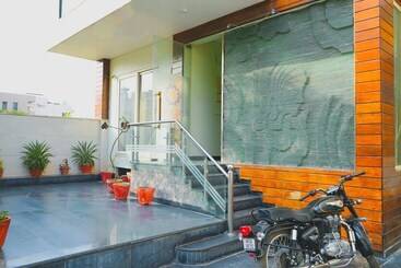 Hotel Platinum Sqs Key 1345 P