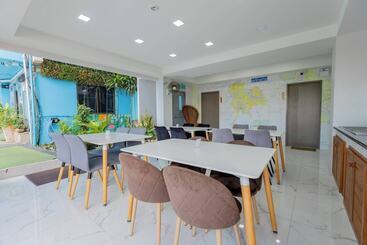 هتل Sananwan Hometel