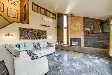 Kır Evi Family Friendly Utah Home: Deck, Mountain Views!