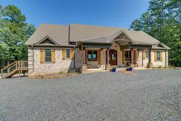 コテージ Family Friendly Edgemont Home W/ Deck & Lake Views