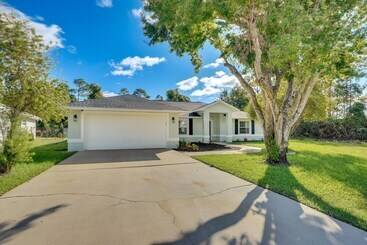 Hus på landet Palm Coast Home W/ Heated Pool: 3 Mi To Beach!
