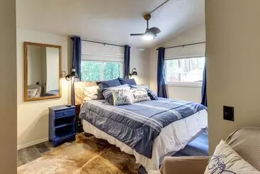 コテージ Peaceful Pinetop Hideaway W/ Yard   Dog Friendly!