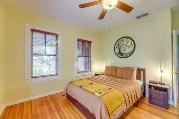 کلبه San Antonio Gem In Prime Location W/ Outdoor Space