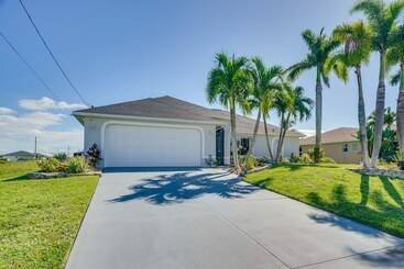 Casa Rural Furnished Lanai + Pool: Sunlit Cape Coral Getaway!