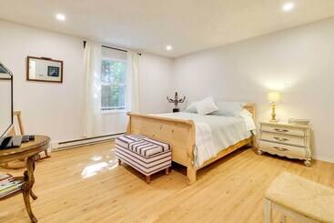 Tobyhanna Cottage W/ Screened In Porch & Fire Pit!