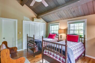 بيت ريفى Well Appointed Boone Home W/ Hot Tub + Gas Grill