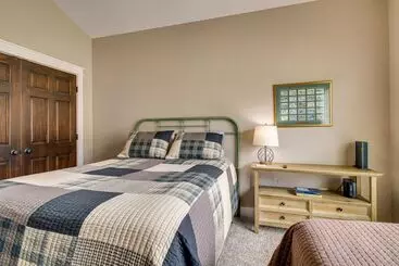 コテージ Flippin Home W/ Deck & Grill: Steps To White River