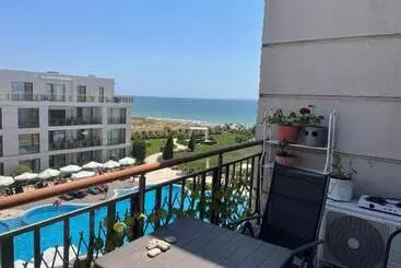 Apartment Diamond Sarafovo