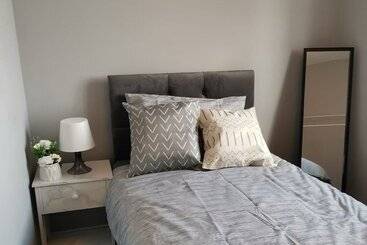 اقامتگاه Olive And Carol S Beautiful 3 Bed House In Walsall