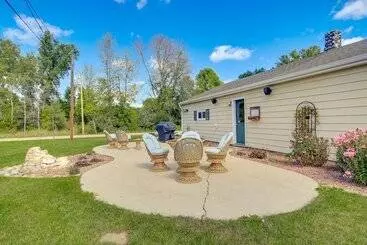 コテージ Shawano Vacation Rental: Close To Main Street!