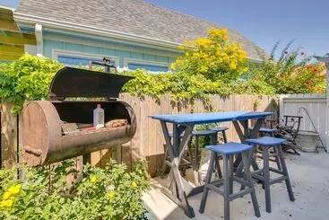 Landhus Waterfront Port Isabel Home W/ Private Boat Dock!