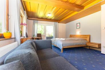 簡易ホテル Landhaus Lungau