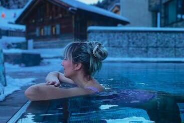 בית מלון כפרי Almgut Mountain Wellness