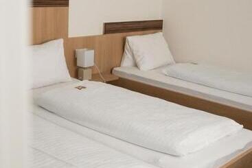 Otel Frühstückspension Auer Haus Kargl