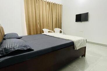 Bed and Breakfast Airport Bnb Homestay