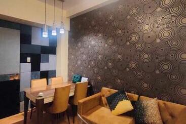 Отель Four Angels  Staycation In Trees Residences Near Sm Fairview