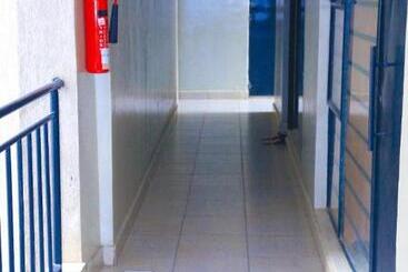 تختخواب و صبحانه Tsavo 90 Degrees