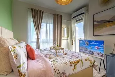 アパートホテル Serenity Suite Bacolod