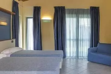 Pansiyon Room In Guest Room Alba Village Hotel Room Twin Beds