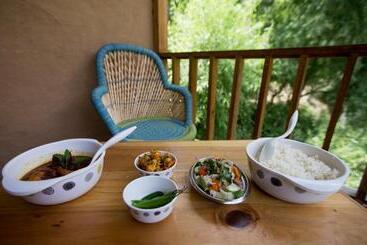 Sharda Resort Tirthan Valley