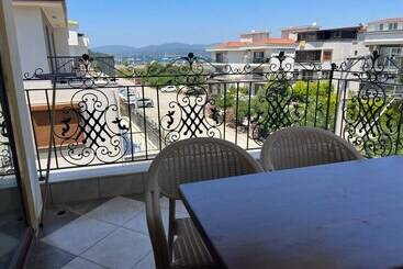 Huoneistohotelli Grand Teoshan Otel Ve Tatil Evleri