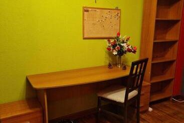 تختخواب و صبحانه Piso