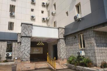 Greatville Hotel Signature