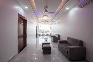 Hotel Madhav Residency