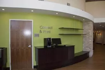 ホテル Peachtree Inn & Suites