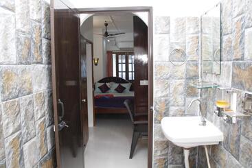 Hotel Ratnoop Inn Enjoy The Premium Home Stay