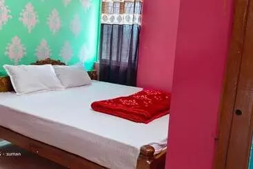ホテル Seema Lodge & Restaurant
