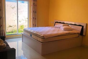 پانسیون Maavaharu   K.huraa